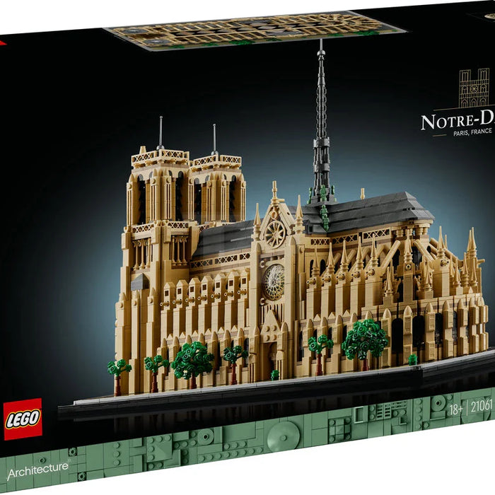 Set LEGO Notre Dame de París 21061 de la línea Architecture montado y expuesto en una estantería como pieza decorativa para adultos