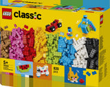 Caja lateral larga LEGO Classic 11045 con detalle de los modelos sugeridos: loro azul, coche rojo, gato naranja, ladrillos por colores - 820 piezas edad 5+