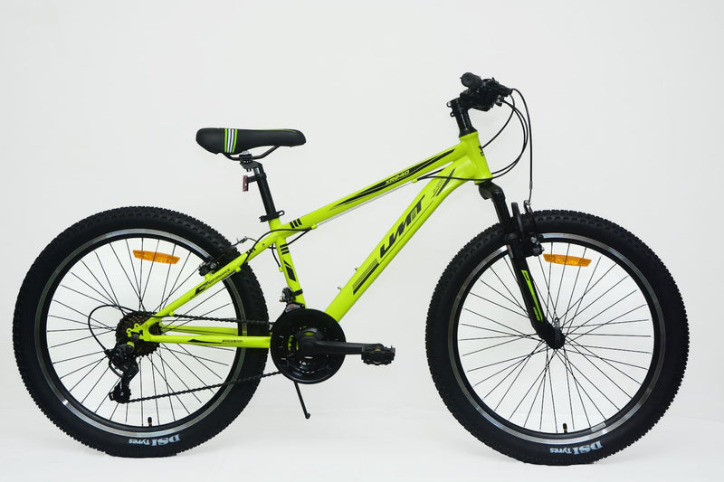 Vista lateral completa de la bicicleta UMIT XT24 Region X UMIT-2446-4 en verde con ruedas de 24 pulgadas, sillín ajustable en altura y guardabarros protectores delantero y trasero

