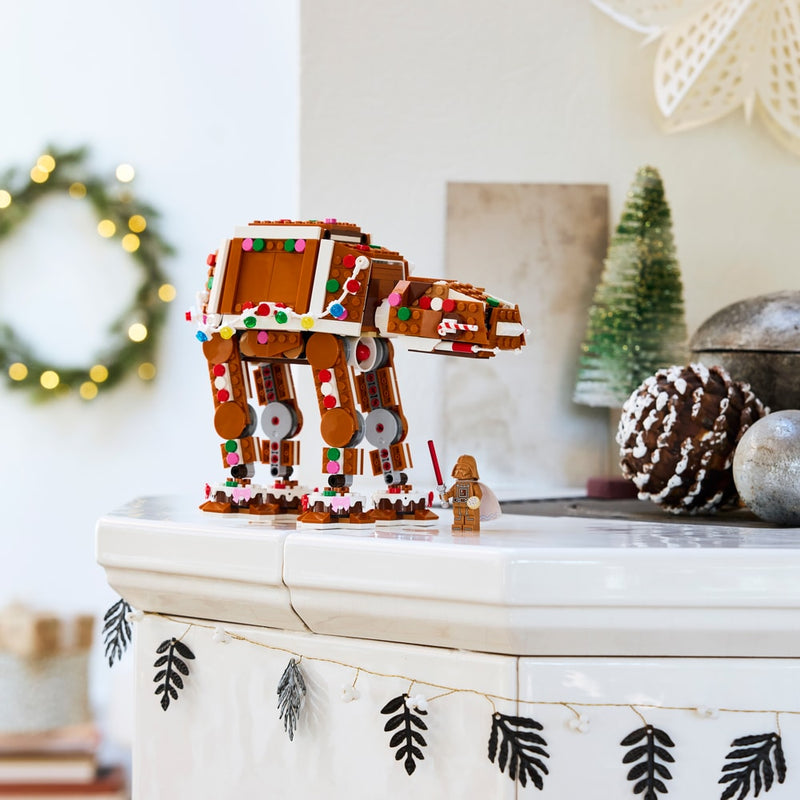El AT-AT de jengibre LEGO 40806 como decoración navideña