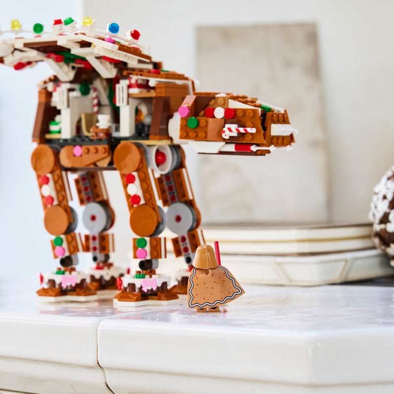 Interior abatible del AT-AT de Pan de Jengibre LEGO 40806