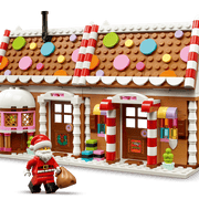 La casa de jengibre LEGO 40809 abierta por la mitad