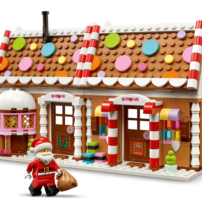 La casa de jengibre LEGO 40809 abierta por la mitad