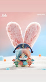 Cup Rabbits Inner Desire figura arlequín pastel azul y rosa, art toy Awake Toys