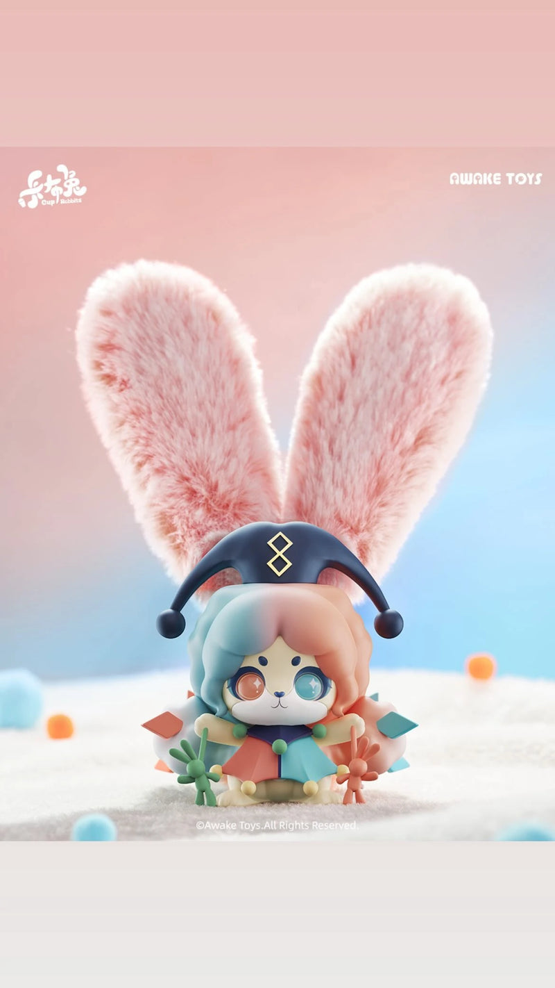 Cup Rabbits Inner Desire figura arlequín pastel azul y rosa, art toy Awake Toys