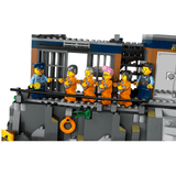 Ladrones en el patio de la prisión LEGO City 60419