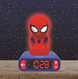 Despertador Spider-Man Lexibook RL800SP: la figura de Spider-Man iluminada de noche sobre la mesita