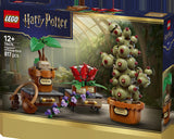 Caja lateral LEGO Harry Potter 76474 Plantas de Herbología con render del set de 3 plantas mágicas - 817 piezas para coleccionistas adolescentes
