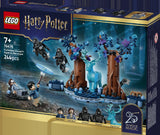 Caja LEGO Harry Potter 76475 Bosque Prohibido Expecto Patronum vista frontal - render del set con dementores, ciervo patronus y minifiguras Harry y Sirius Black