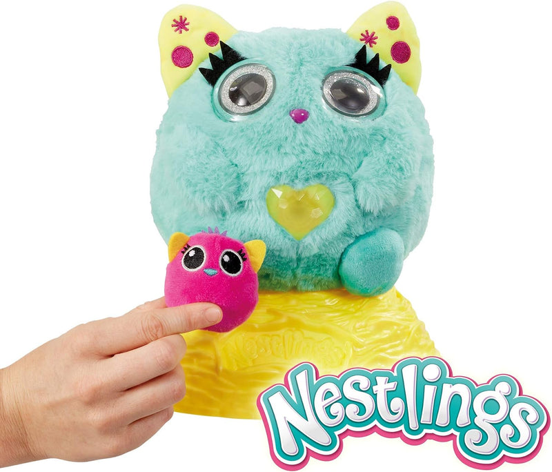 Nestlings Celeste de Goliath, mamá y bebés interactivos que fomentan el juego afectivo y cuidados.