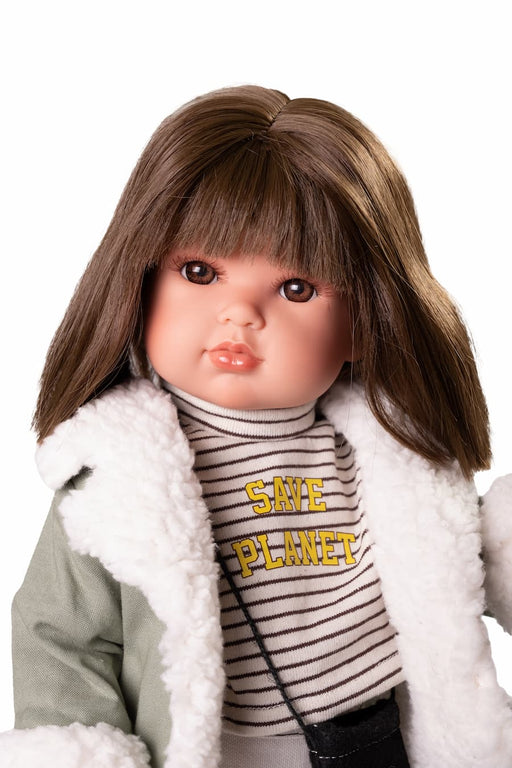 Bella con chaqueta muñeca 2025
