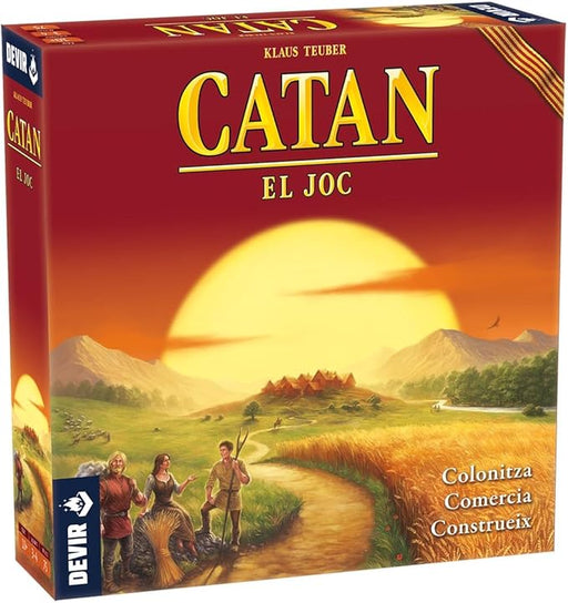 Caja del juego de mesa Catán edición catalana de Devir, mostrando el tauler modular con hexágonos de recursos, poblados, ciudades y caminos de colores, diseñado para 3-4 jugadores a partir de 10 años
