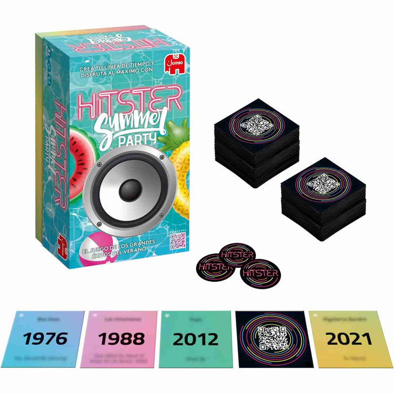 Cartas musicales sobre mesa con móvil usando la app.
