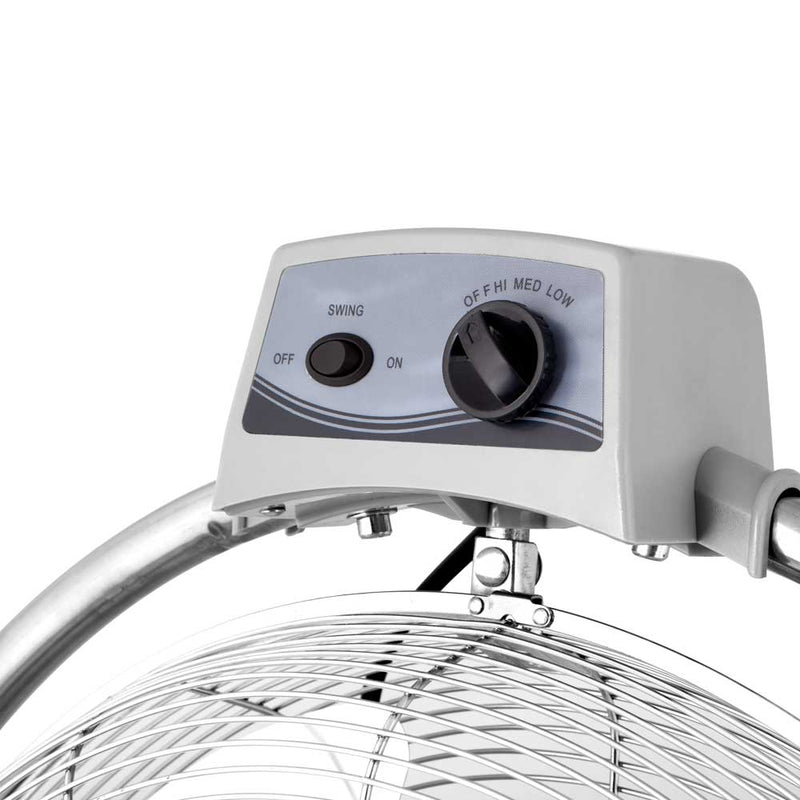 Detalle del panel de control del ventilador Orbegozo PWO-1946 con selector de velocidad y función oscilante
