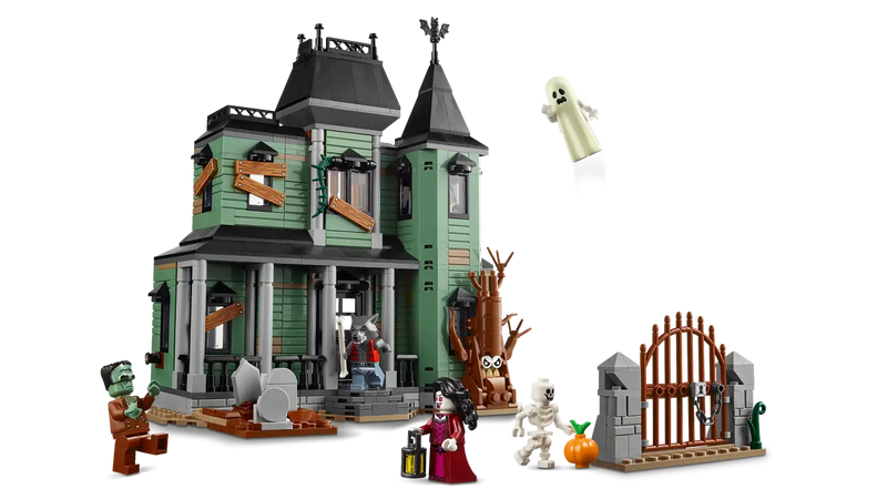 Detalles interactivos LEGO 31167: verja que se abre, fantasma oculto que aparece al girar rueda, órgano encantado y parte posterior abatible
