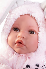 Erika con cuerpo vinilo suave y orejas de conejo
