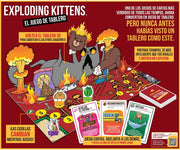 Exploding Kittens tablero de juego desplegado mostrando cartas de acción, personajes y mecánica de volteo 3D
