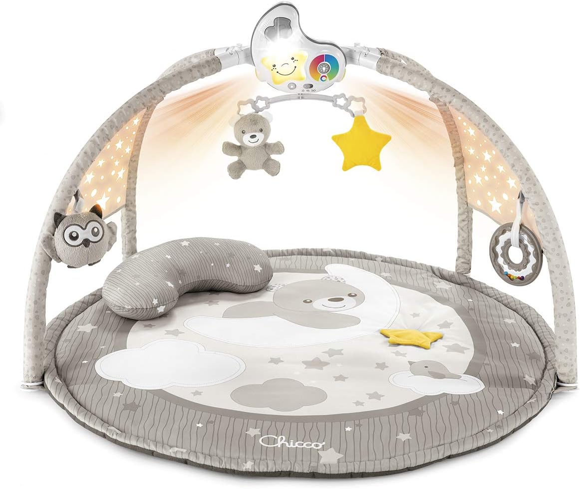 Gimnasio de actividades Chicco Toy FD Enjoy Colors Playgym con alfombra 83cm, proyector de luna con estrellas, 4 muñecos colgantes y cojín ergonómico para bebés desde recién nacido
