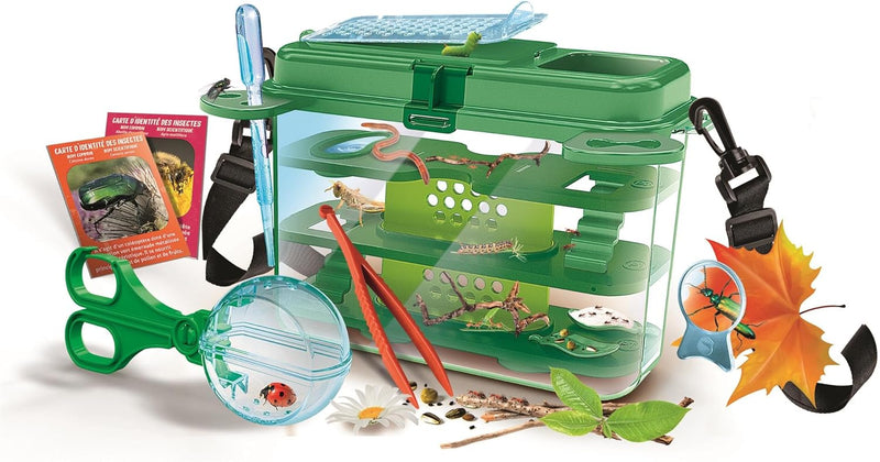 Kit científico La Casa de los Insectos mostrando el observatorio transparente con herramientas de captura y guía educativa ilustrada de Clementoni
