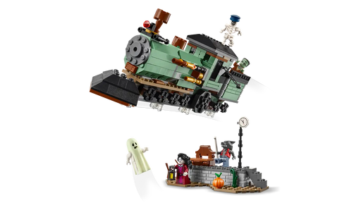 LEGO Creator 31167 construido como tren encantado con andén - una de las 3 opciones de construcción del set Mansión Encantada
