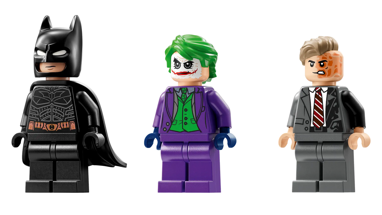 Lego Tumbler de Batman™ vs. Two-Face™ y The Joker™ (76303)