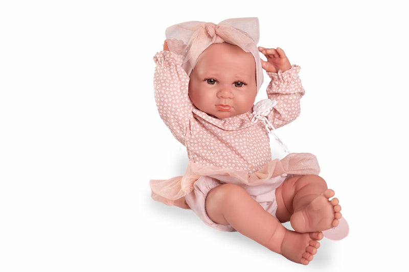 Luca Antonio Juan con vinilo y accesorios
