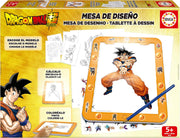 Mesa de dibujo luminosa Dragon Ball de Educa con superficie LED iluminada, mostrando plantillas de Goku, Vegeta y personajes de la serie, diseñada para niños a partir de 5 años con más de 25 modelos diferentes para calcar y colorear
