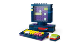 Miniordenador retro LEGO con teclado, monitor, ratón y disco