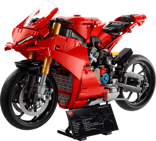 Moto LEGO Technic Ducati Panigale V4 S construida en color rojo icónico, con suspensión delantera y trasera funcional, dirección operativa, motor V4 detallado y transmisión por cadena real sobre base de exposición
