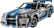 Motor detallado del Nissan Skyline GT-R LEGO con capó abatible