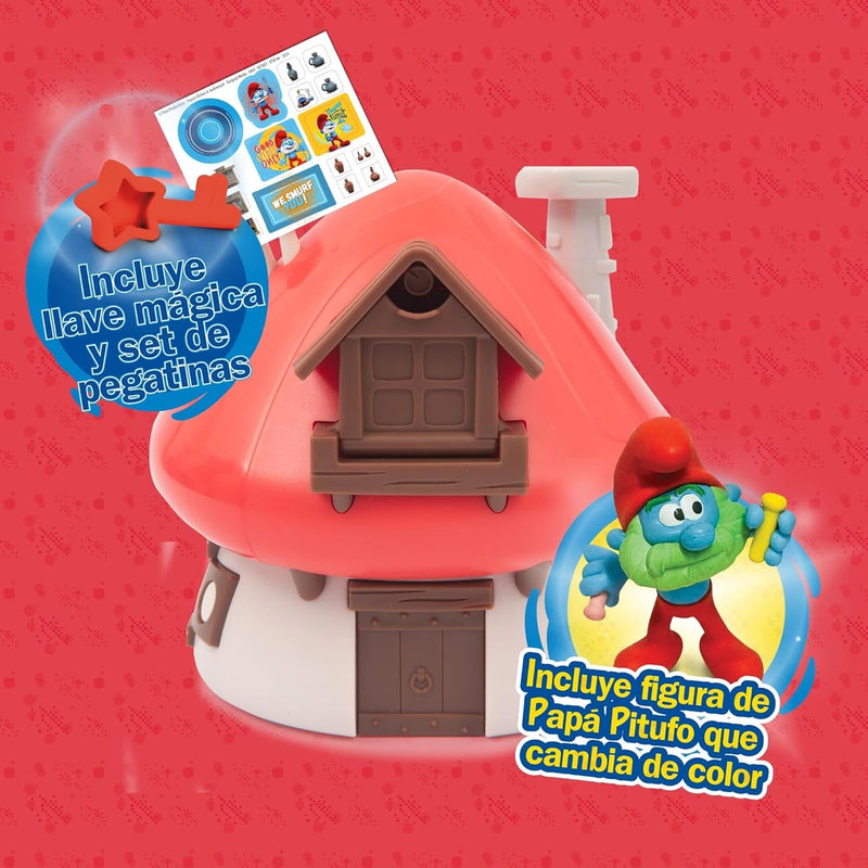 La casa incluye llave mágica, set de pegatinas y figura de Papá Pitufo que cambia de color