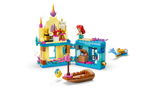 Palacio Ariel LEGO abierto mostrando interior con cerradura y puertas