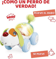 Perro interactivo Chicco en acción mostrando movimientos realistas, cola móvil y centro de actividades con piano musical de 5 teclas para aprendizaje temprano de música y desarrollo de motricidad infantil
