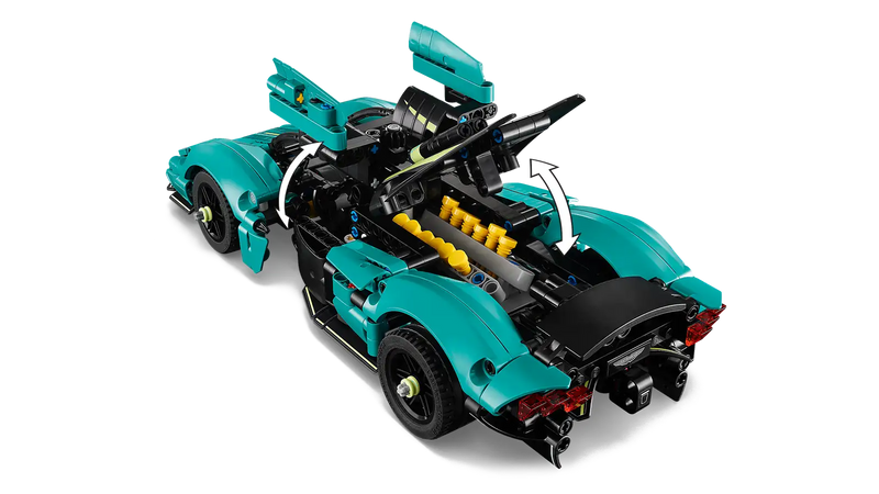 Puertas tipo ala de gaviota abiertas en el modelo LEGO Technic Valkyrie