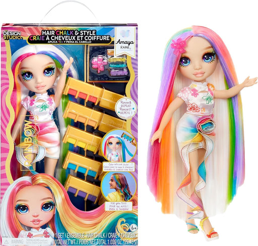 Rainbow High Hair Chalk & Style muñeca Amaya con pelo blanco y arco iris, incluye 5 tizas lavables de colores, 4 peines y 5 pinzas para estilizar el pelo de la muñeca y el tuyo
