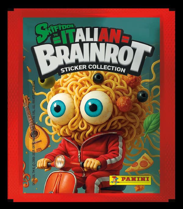 Panini SKIFIDOL Italian Brainrot - sobre oficial con cromos aleatorios del meme viral italiano (Bombardiro Crocodilo, Tralalero Tralala, Capuchino Assassino) - vista principal