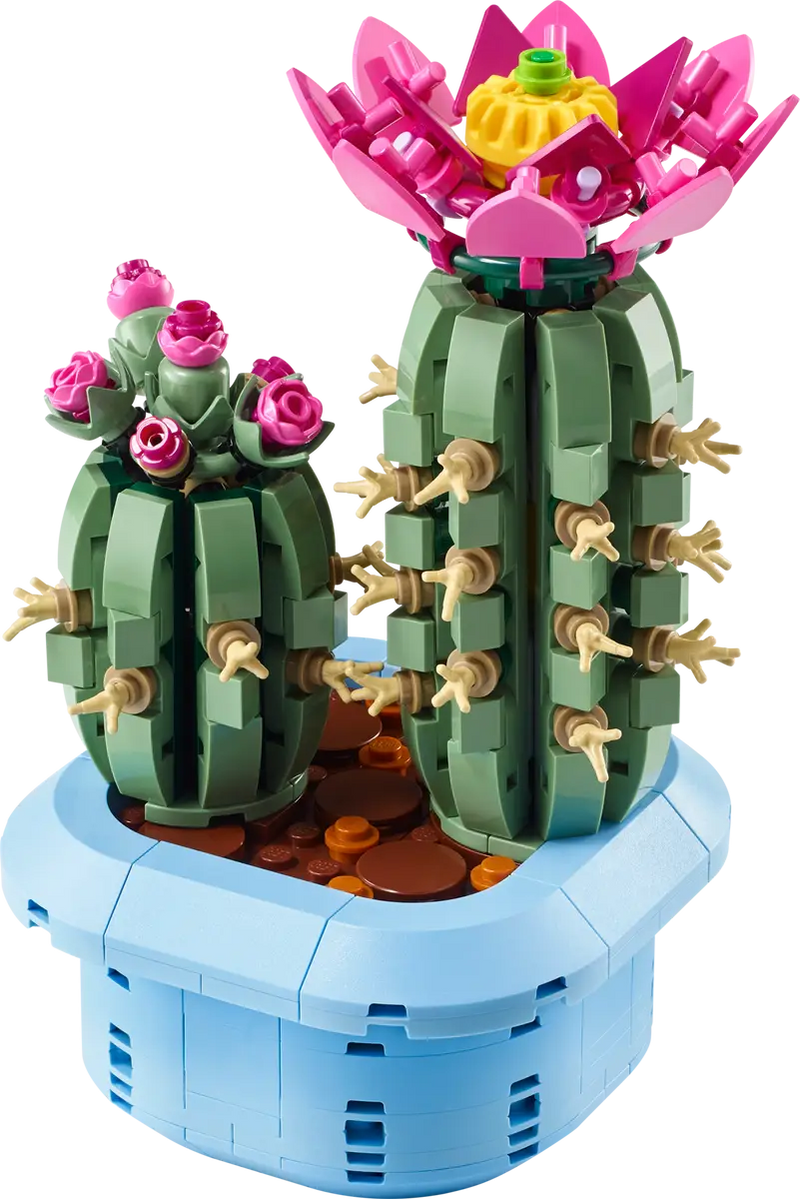 Set LEGO Cactus con 2 cactus verdes, flores rosas y maceta azul hexagonal