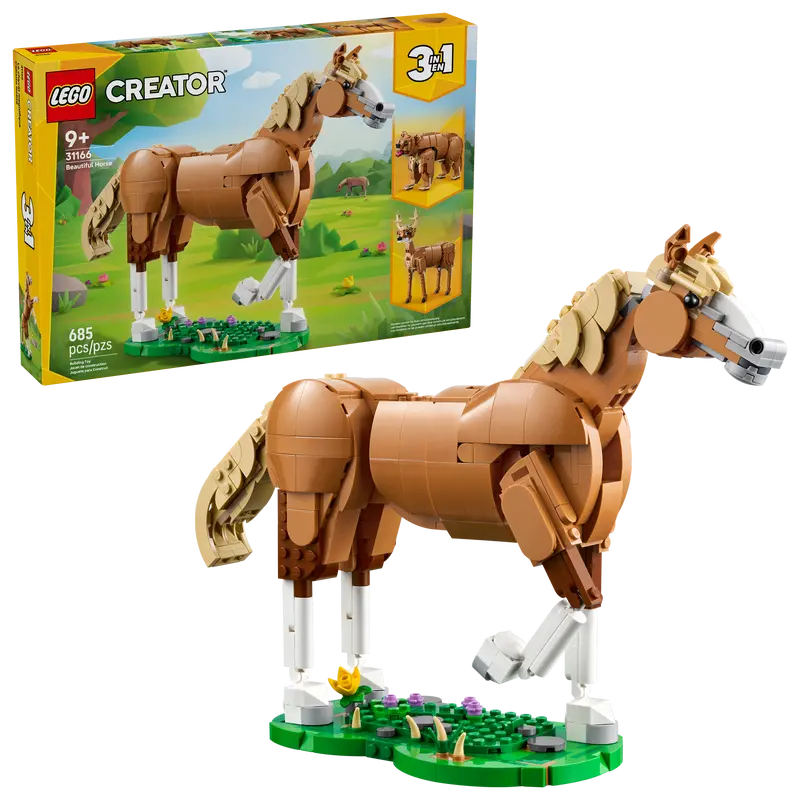 Set LEGO Creator 31166 mostrando las tres opciones de construcción: caballo noble, oso con cascada y ciervo elegante, todos con articulaciones móviles
