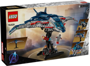 Trasera de la caja LEGO Marvel 76325 Quinjet Vengadores - Muestra cabina abatible, cañones frontales, compuerta posterior y moto de Viuda Negra
