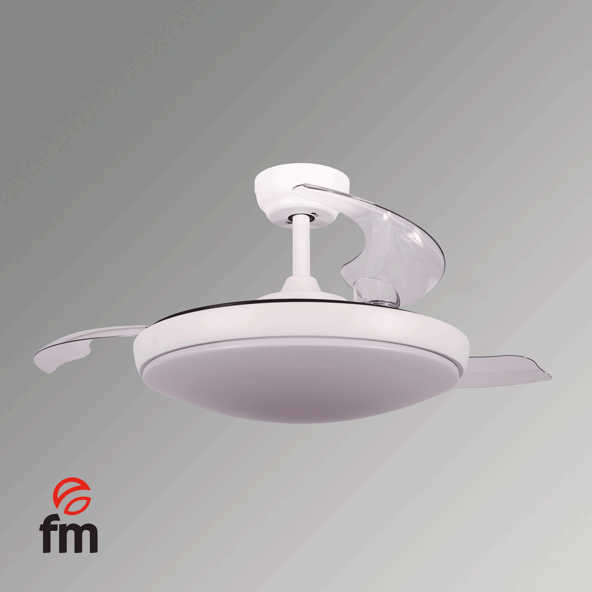 Ventilador de techo FM VR-1000 con luz LED y aspas retráctiles desplegadas