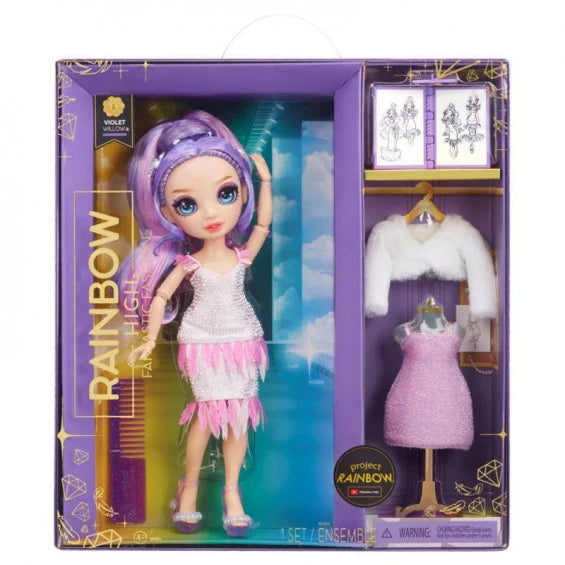 Violet Rainbow High con vestido de pasarela brillante