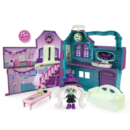 Vista frontal de la Terrific Friends Mansion montada
