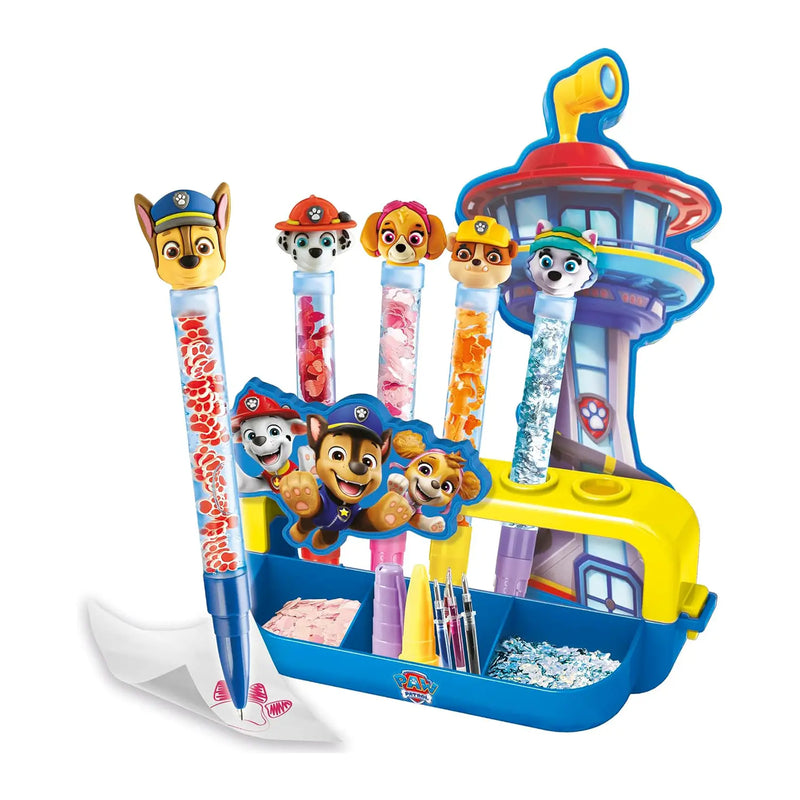 Los cinco bolígrafos de la Patrulla Canina montados con Chase, Marshall, Skye, Rubble y Everest junto al taller con forma de torre de vigilancia