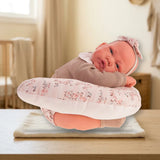 Muñecas Antonio Juan - Recien Nacida Cojin Lactancia (33116) en la habitación del bebé