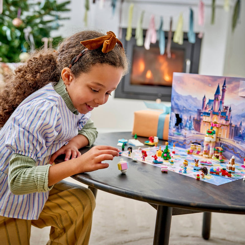 La caja del LEGO 43298 convertida en tablero de juego