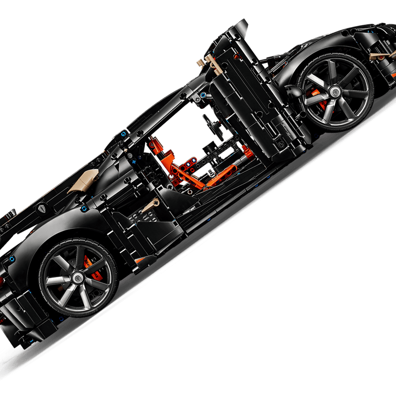Vista frontal del LEGO Technic 42232 con las puertas abiertas