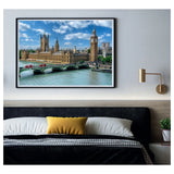 Puzle Houses of Parliament Clementoni 33037 montado y enmarcado en la pared de un dormitorio