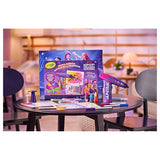 Crayola Combo Aerógrafo K-Pop Demon Hunters: caja con el aerógrafo Huntrix, rotuladores y plantillas