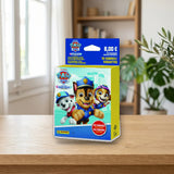 Ecoblíster 10 Sobres Panini Paw Patrol 12 (50 cromos) sobre una mesa de madera