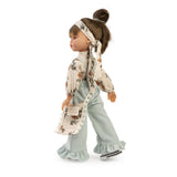 Emily Boho Muñecas Antonio Juan 25307, de perfil con su bolso